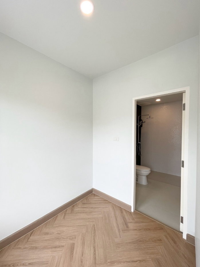 รูป ขาย บ้านเดี่ยวรีโนเวทใหม่ พร้อมพัฒน์ 1 หทัยราษฎร์ 39 แต่งสไตล์ MUJI Minimal พร้อมเข้าอยู่ ราคาคุ้มกว่าหลังอื่น - รูปที่ 23/34
