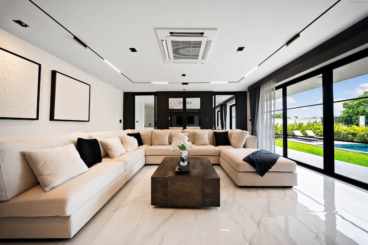 picture Pool Villa for Rent in Mabprachan – Near Mabprachan Lake, 5(+1)Bedrooms with Rooftop - 2/5