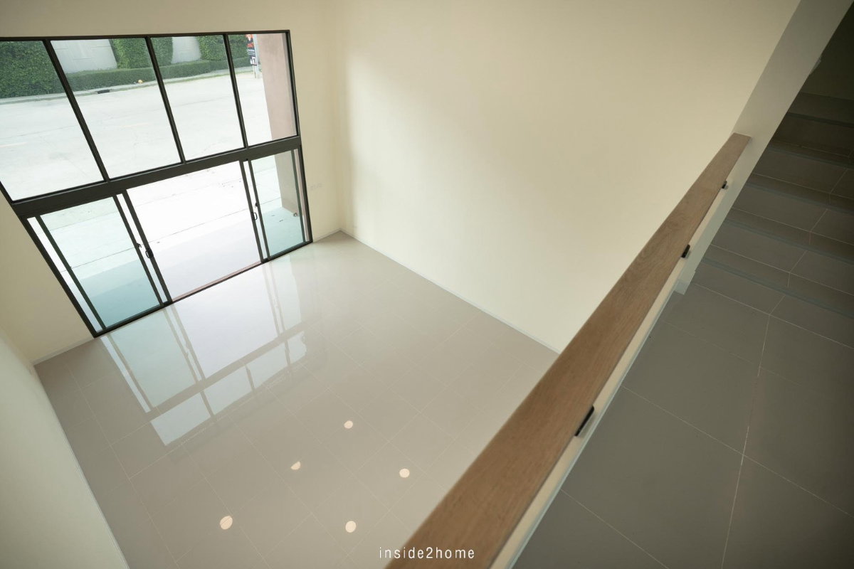 รูป อาคารพาณิชย์ 3.5 ชั้น ทำเลดี ใกล้ห้าง ใกล้ทางด่วน  - รูปที่ 4/11