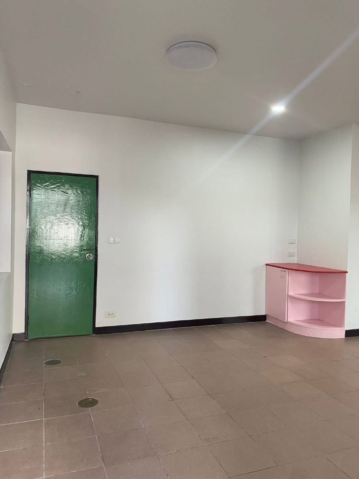 รูป ขายทาวน์เฮาส์ 2 ชั้น หมู่บ้านวรุณนิเวศน์ พร้อมเข้าอยู่ ทำเลดี ใกล้ เซ็นทรัล เชียงใหม่ แอร์พอร์ต - รูปที่ 8/15