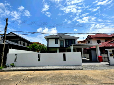 เช่าบ้านเดี่ยว ถนนรังสิต-นครนายก : 🏡✨ ให้เช่าบ้านเดี่ยว 2 ชั้น หมู่บ้านซื่อตรง รังสิต คลอง 3  📍 พื้นที่กว้าง พร้อมอยู่  เดินทางสะดวก เชื่อมต่อรังสิต–นครนายก และวงแหวนกาญจนาภิเษก