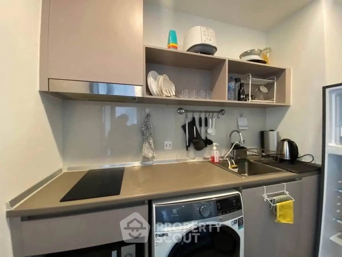 picture 🔥 Spacious unit, great price, prime Sukhumvit location! Ready to move in 🔥 🏡 For Rent: Aspire Sukhumvit - On Nut ✨ - 3/10