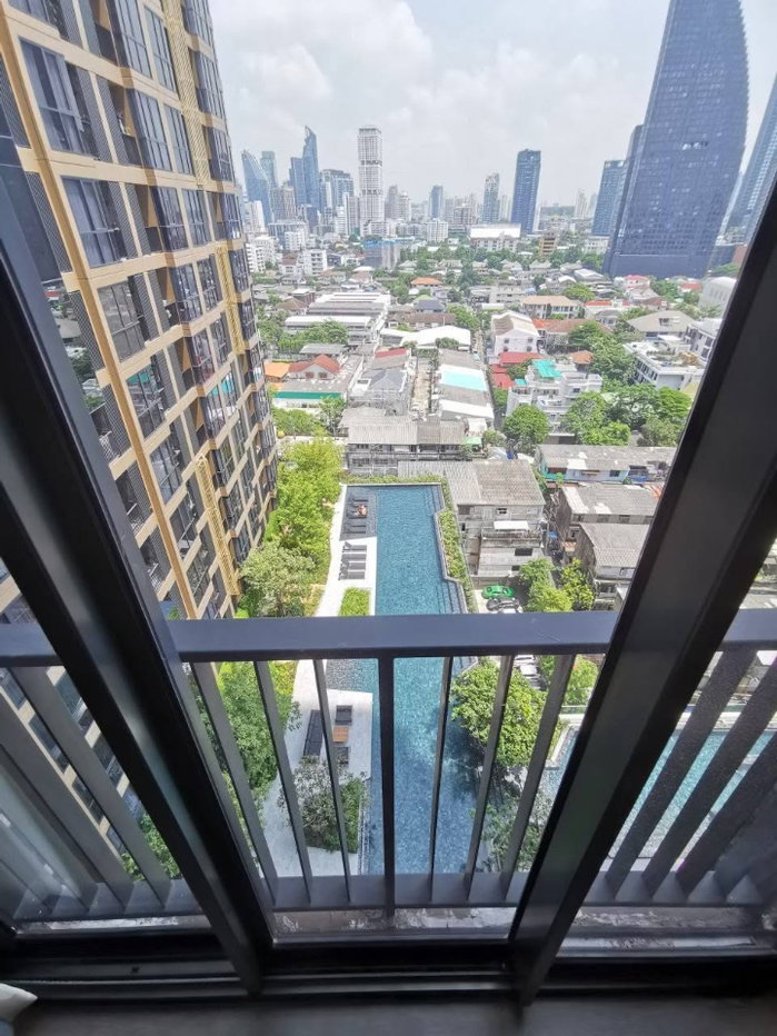 picture RS7266 For Rent: Oka HAUS Sukhumvit 36, Beautiful Condo Near BTS Thonglor with Shuttle Service - 13/14