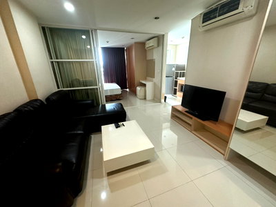 Condos for rent : Condo for rent, Element Condominium, opposite Seacon Square, 1 bedroom, 10,000 baht.
