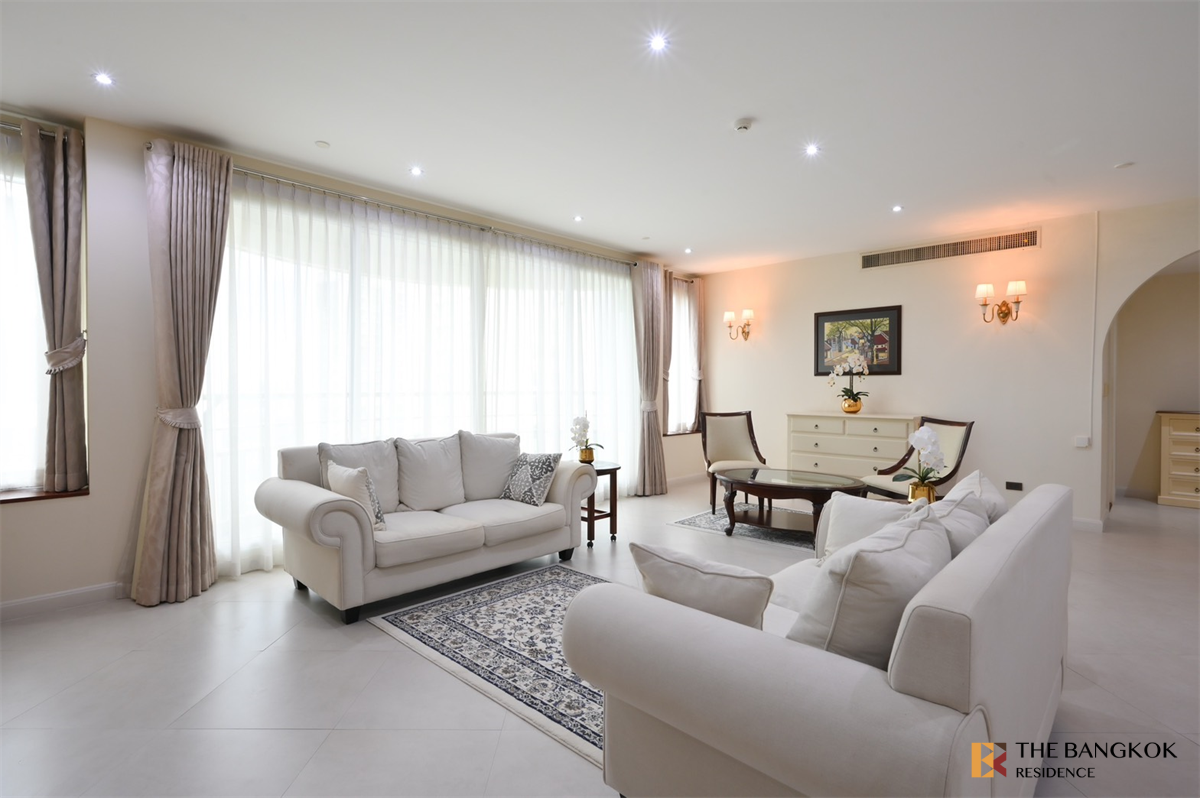 picture Ultimate Luxury Condo in Business District Ideal 24 - 4/10