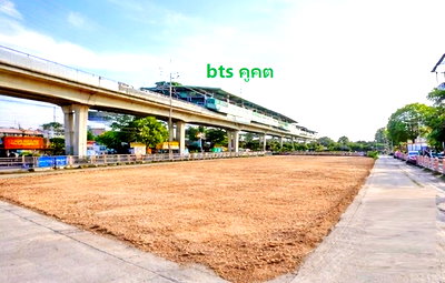 Land for rent Lamlukka Khlong Song  : BTS Khu Khot 500 m. Land filled in for rent, near Khlong Song, suitable for investment, warehouse, logistics, size 5 rai, Lam Luk Ka 21-27