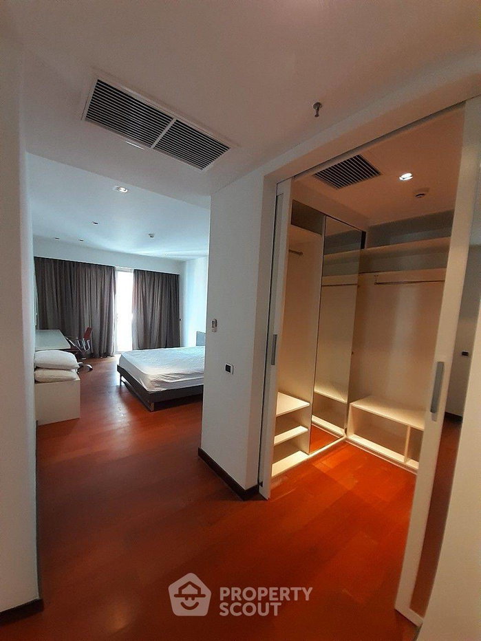 picture Pet-Friendly 2-BR 173 Sqm, High-Floor, The Lakes Bangkok (BTS Asoke) (ID 2244577) - 9/16
