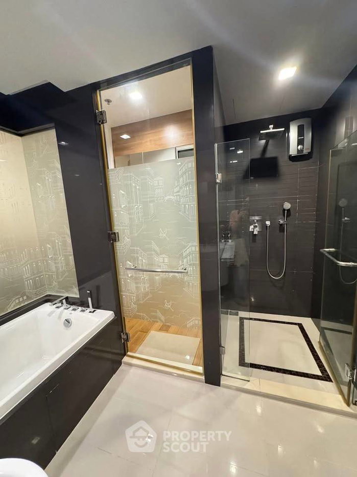 รูป คอนโด High-Floor 2 ห้องนอน 65 ตร.ม. Rhythm สุขุมวิท 50 ใกล้ BTS อ่อนนุช 200 ม. (ID 2790147) - รูปที่ 4/5