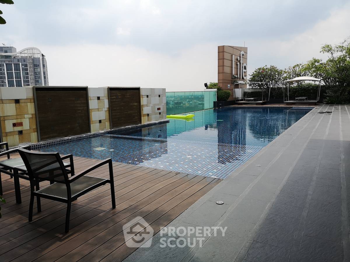 picture 1-BR Condo At Life @ Sukhumvit 65, 300m To BTS Phra Khanong (ID 886023) - 3/7