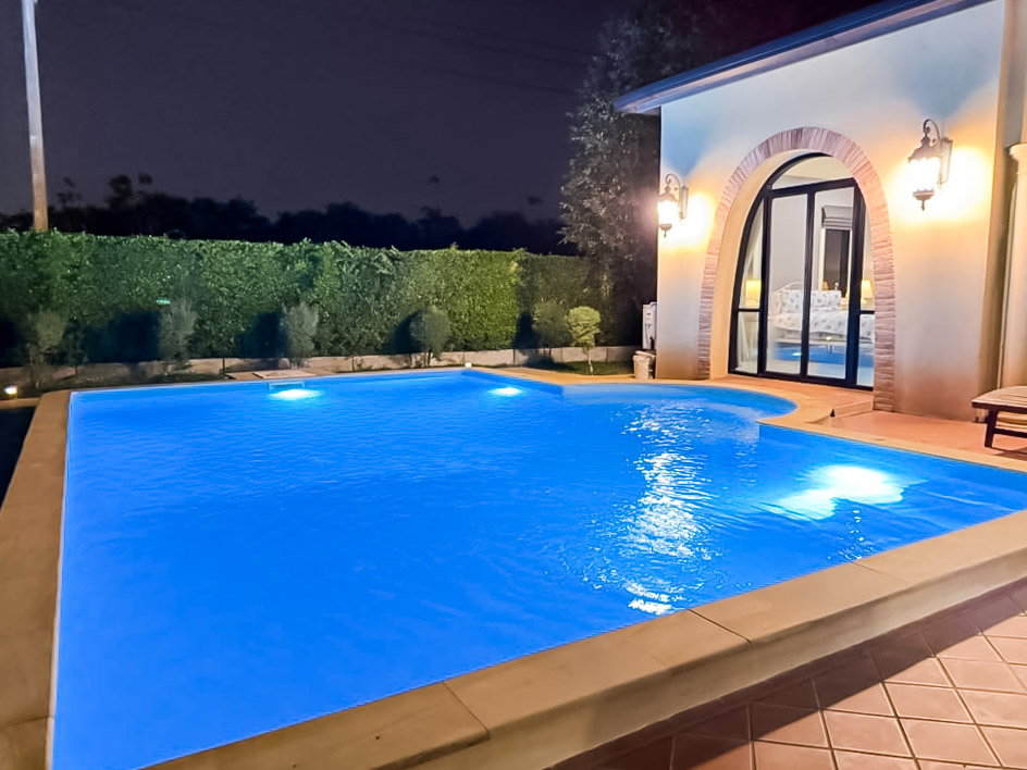รูป Tuscan Style Pool Villa for Rent Na Jomtien Pattaya - รูปที่ 2/17