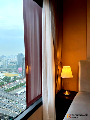 Condos for sale : Life Asoke Hype Book before anyone else