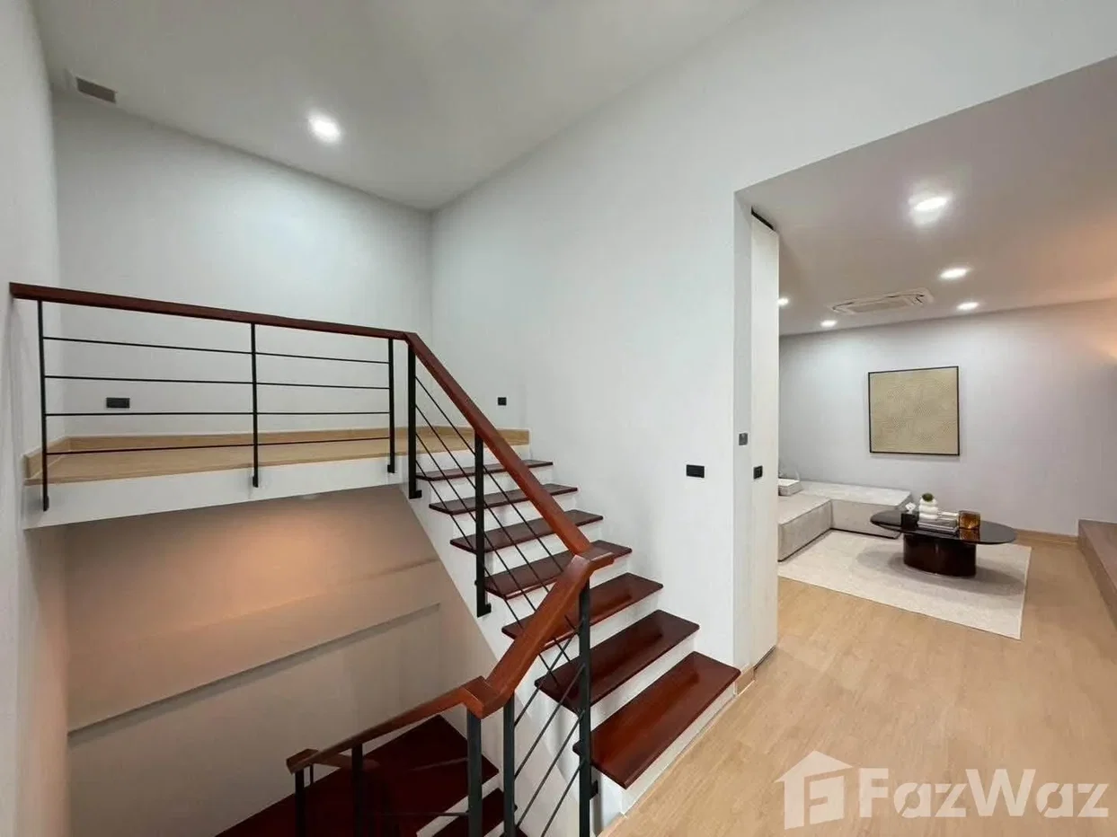 picture Luxury House for Sale – Preecha Ramkhamhaeng–Phatthanakan 6644775 - 30/39