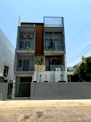 บ้านเดี่ยว กรุงเทพมหานคร : ME2500431 บ้านหรู 3 ชั้น ราคาดี บ้านปรีชา ราม 3 – ถนนราษฎร์พัฒนา