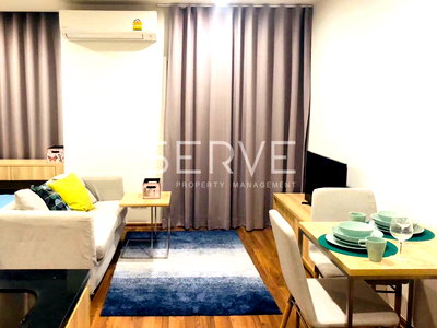 Condos for rent : 1 Bed Super High Fl. 30+ City View Fully furnished Good Lacation Close To MRT Thailand Cultural Centre Station 80 m.  @  Noble Revolve Ratchada 2 