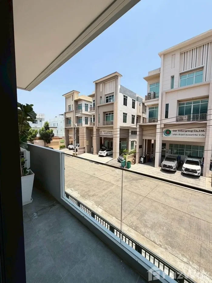 picture Luxury House for Sale – Preecha Ramkhamhaeng–Phatthanakan 6644775 - 39/39
