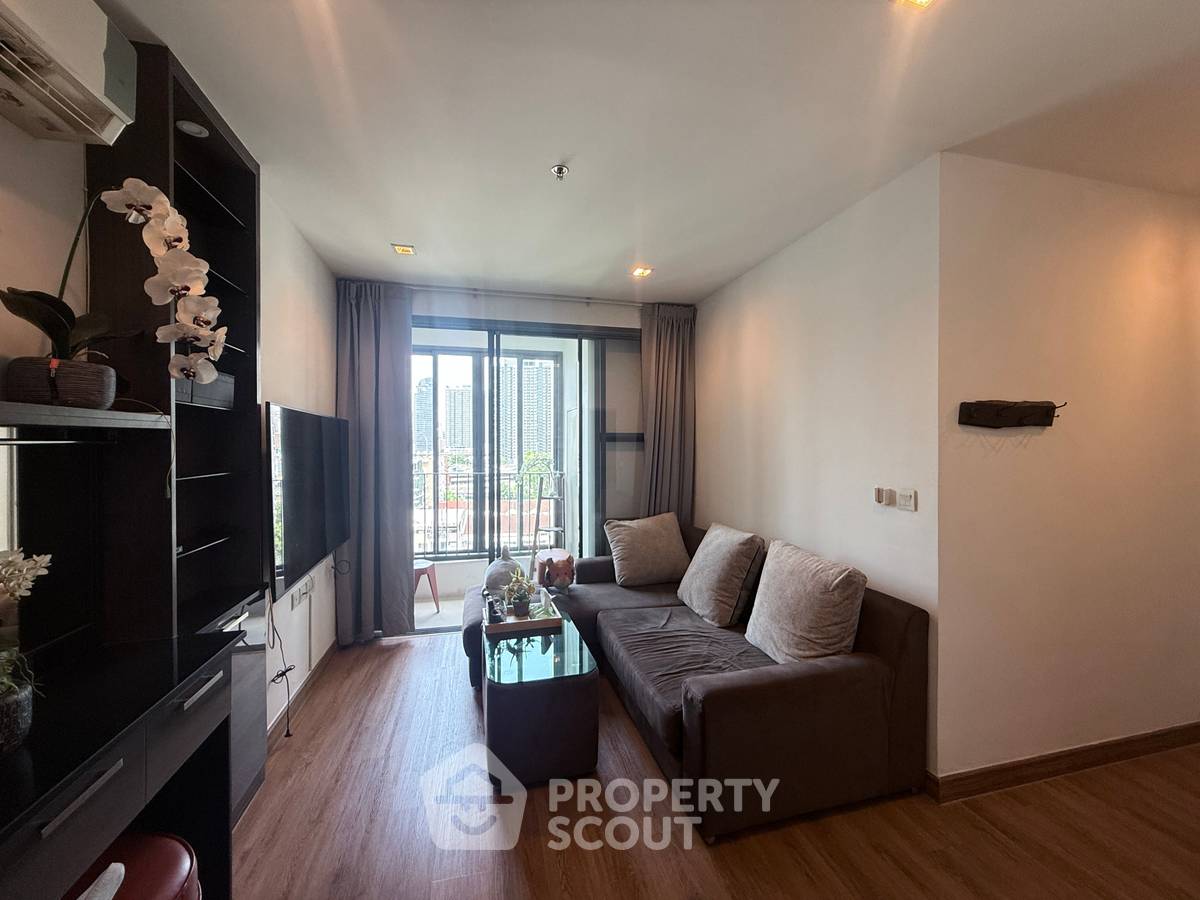 picture 2-BR Condo Ideo Mobi Rama 9, 200m to MRT Phra Ram 9 (ID 1405377) - 1/16