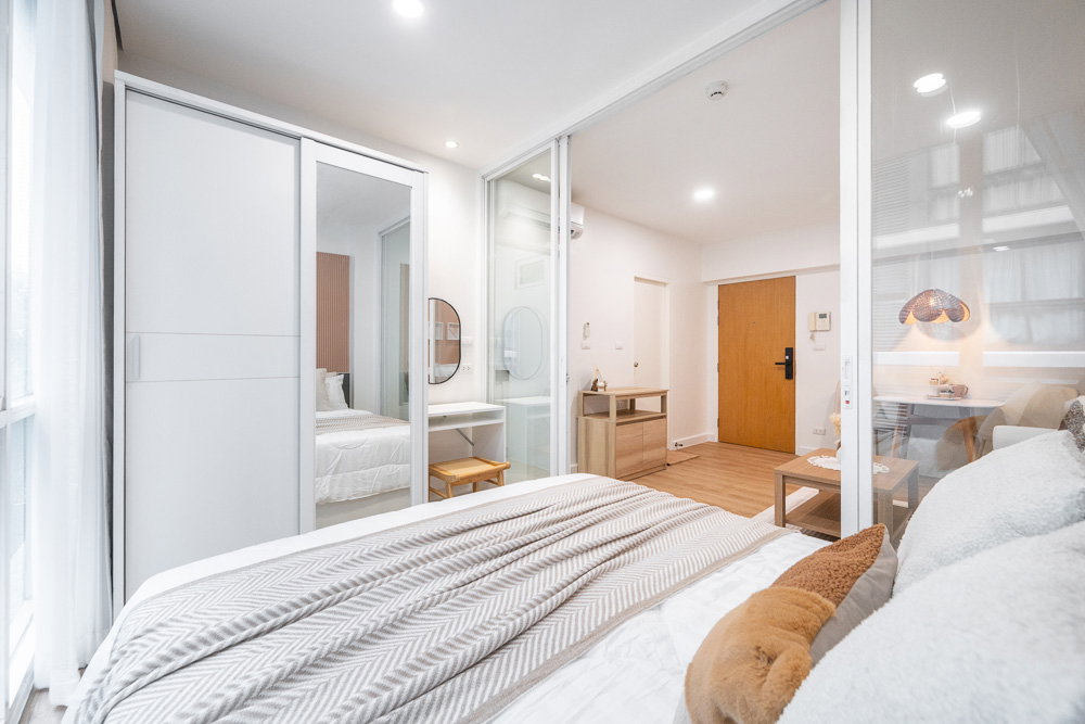 picture BL020826  For sale : Max Condominium | - 12/29