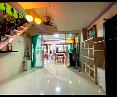 Townhouses for sale King Power Pattaya Complex : Townhouse in the heart of Pattaya-located in Central Pattaya 2beds 2baths ready to move in