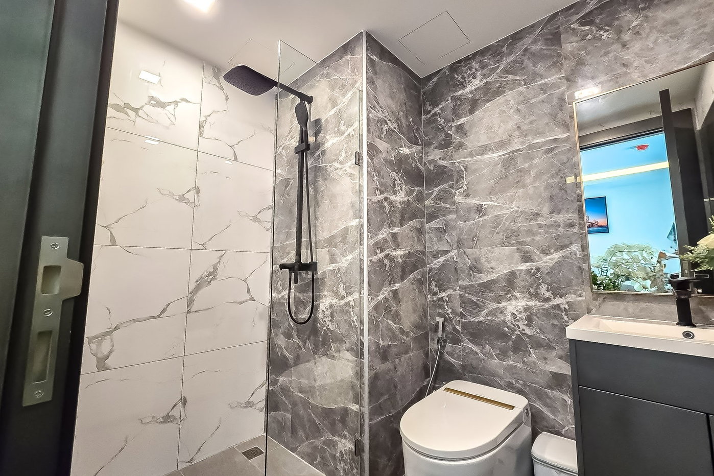picture Condo for Sale Arcadia Millennium Tower 1Bed High Floor - 8/10