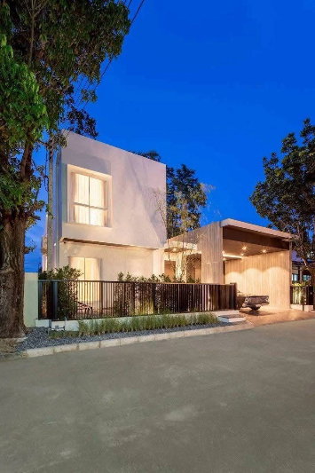 รูป Modern Pool Villa for Rent พื้นที่ 400 ตร.ม. วิวดอยสุเทพ  4 ห้องนอน 4 ห้องน้ำ - รูปที่ 4/17