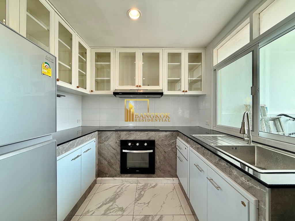 รูป Tongthip Mansion | Renovated 3 Bed Condo in Phrom Phong - BR61946CD - รูปที่ 10/39