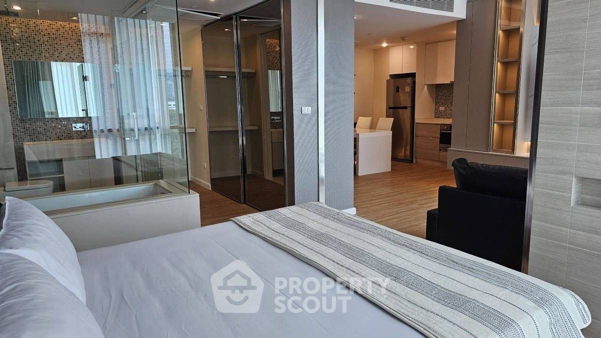 picture 1-BR 51 Sqm At The Room Sukhumvit 21, 7th-Floor Near MRT Sukhumvit (ID 2258619) - 6/9
