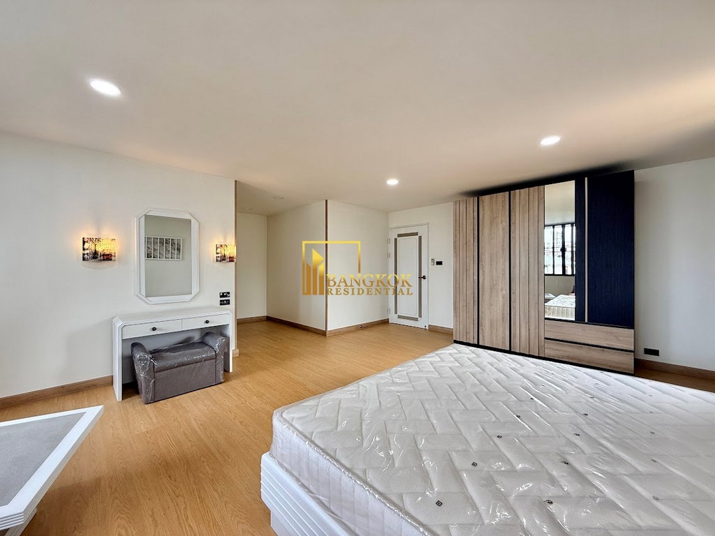 picture Tongthip Mansion | Spacious 3 Bedroom Condo in Phrom Phong - BR61911CD - 19/38