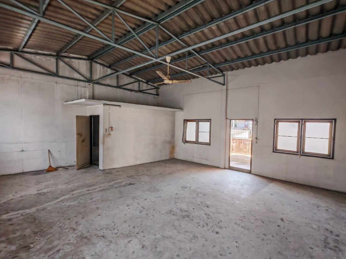 picture Shophouse for rent in Charoen Nakhon Soi 53 - 10/26