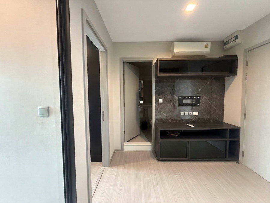 รูป ✨ แต่งหรู ไพรเวทสุด | Life Sukhumvit 62 1นอน 30ตร.ม. 17,000฿ | ใกล้ BTS บางจาก & ทางด่วน 🚇 ⚡ ทักด่วน นัดชมฟรี! - รูปที่ 6/8