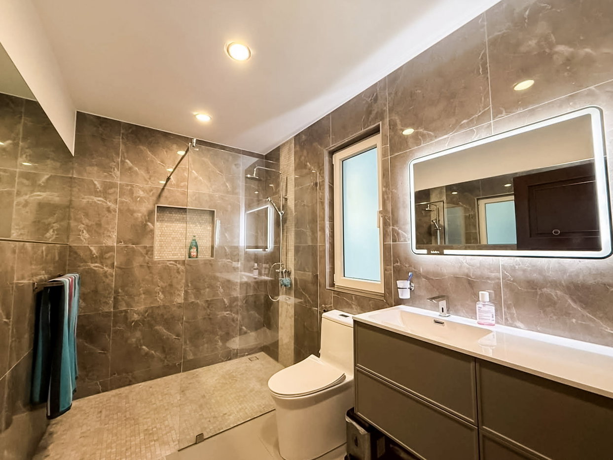 picture 8 Bedroom Luxury Estate for Sale Mabprachan Pattaya - 19/28