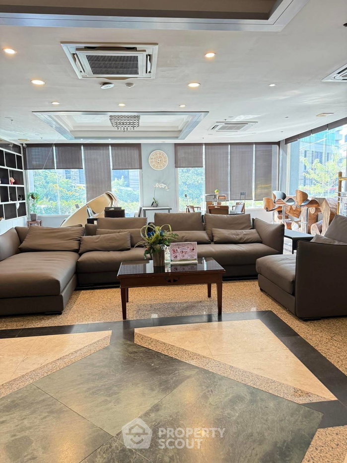 picture Pet-Friendly 1-Bedroom Condo, Wittayu Complex Near BTS Phloen Chit (ID 2069128) - 29/29