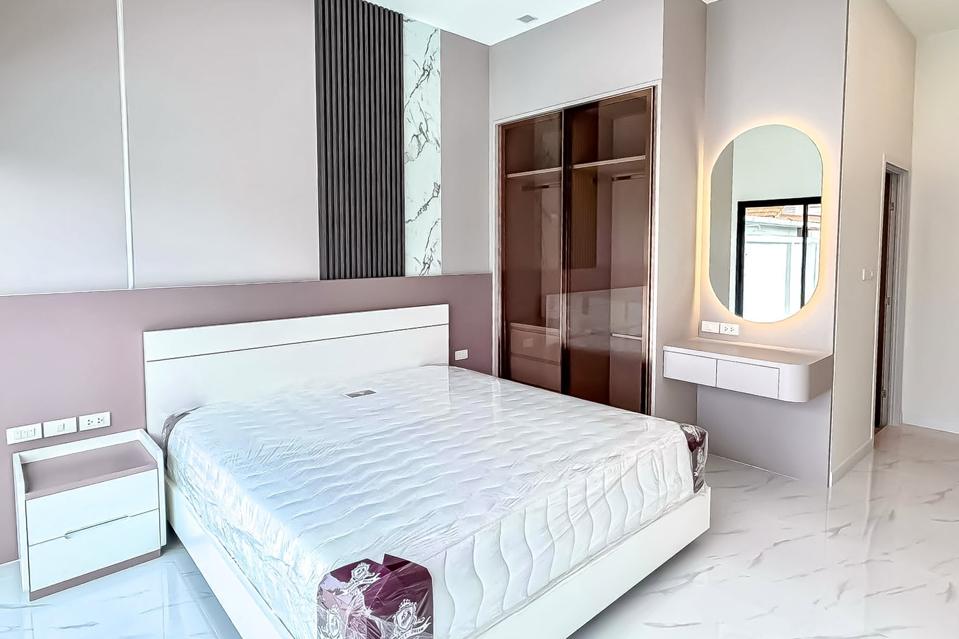 รูป Stylish Pool House for Sale Naklua North Pattaya 3 Bedroom - รูปที่ 5/11