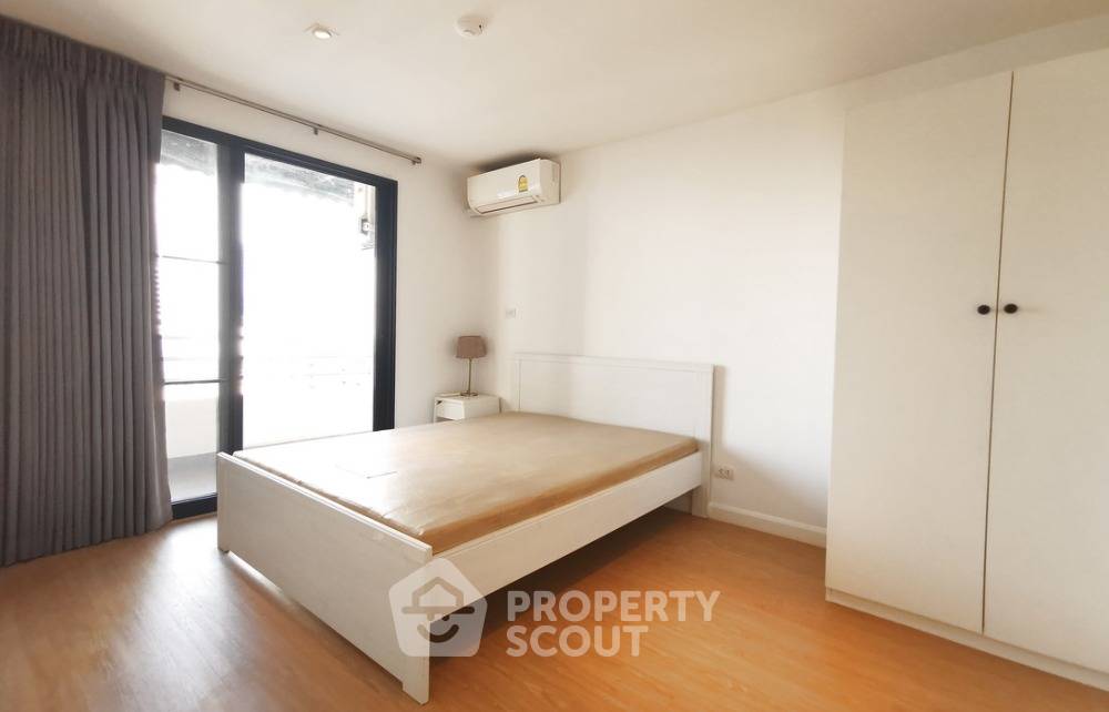 picture 2-BR 117 Sqm On 10th Floor At Sampoom Garden Condo, 200m to BTS Saint Louis (ID 804551) - 9/11