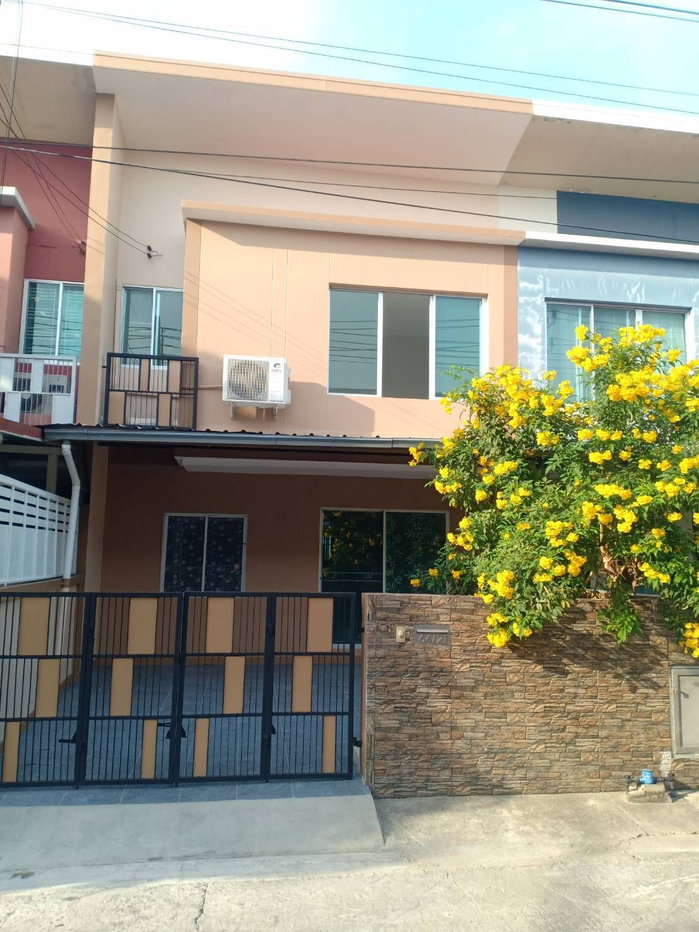 รูป ทาวน์โฮม2ชั้น ตกแต่งรีโนเวทใหม่ ทำเลดี หมู่บ้าน ไอ-ดีไซน์ วงแหวน-ลำลูกกา คลอง 5 ซอยลำลูกกา 97 ถนนลำลูกกา บึงคำพร้อย ปทุมธานี แต่งพร้อมอยู่ - รูปที่ 1/21