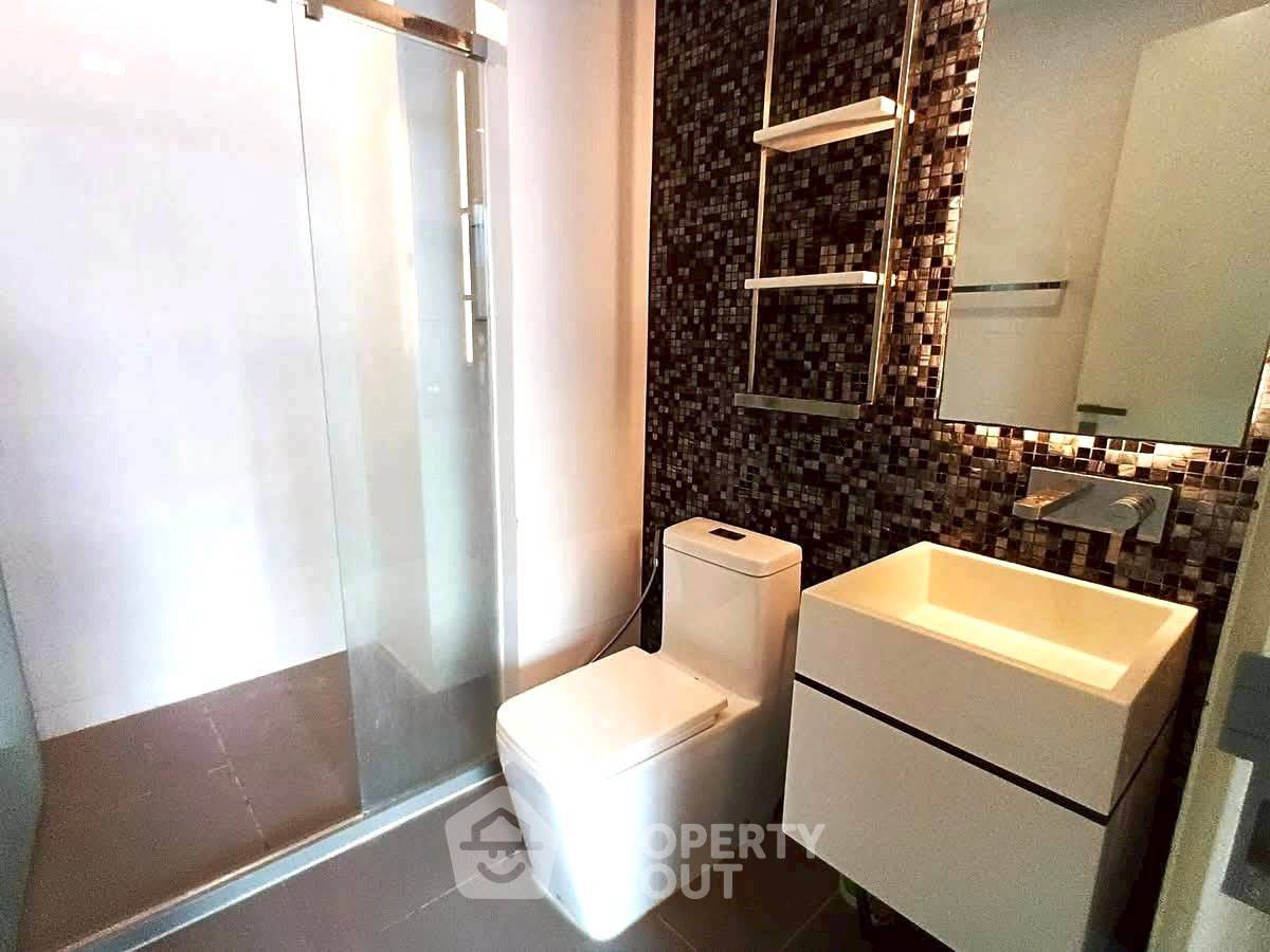 รูป คอนโด 1 ห้องนอน The Room Sukhumvit 69 ชั้น 15 ใกล้ BTS พระโขนง 100 ม. (ID 3153880) - รูปที่ 7/8