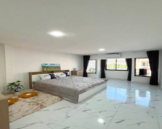 รูป ให้เช่าทาวน์โฮม 3 ชั้น / ซอยรามอินทรา 34 / Renovate ใหม่ / แอร์ 3 เครื่อง / เฟอร์นิเจอร์บางส่วน / อยู่อาศัย หรือ Home Office - รูปที่ 4/14
