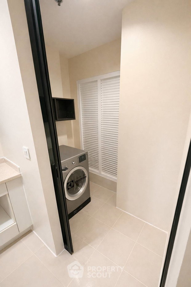 picture 1-BR Condo At The Crest Phahonyothin 11 Near BTS Ari (ID 3156003) - 10/16