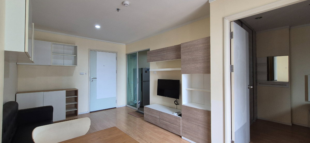 picture Fully furnished room for rent , near ARL and MRT Huamak station - 6/14