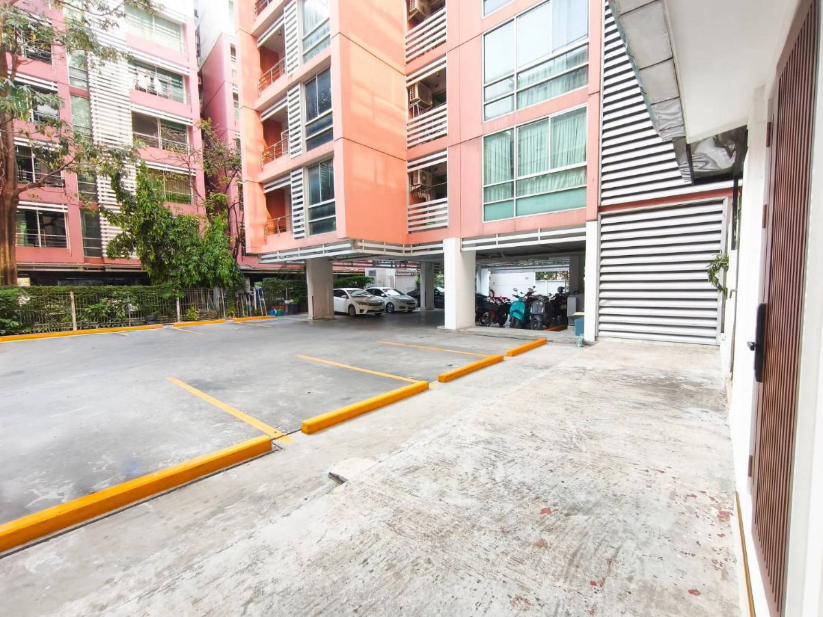 picture ⭐✨ RH-115 The Kris 3 Ratchada 17 Condo for Sale (Only 500 meters from MRT Sutthisan) ✨⭐ - 16/18