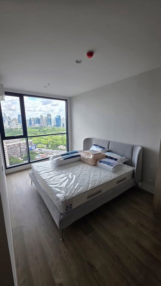 picture The Crown                  Residences  - 4/7