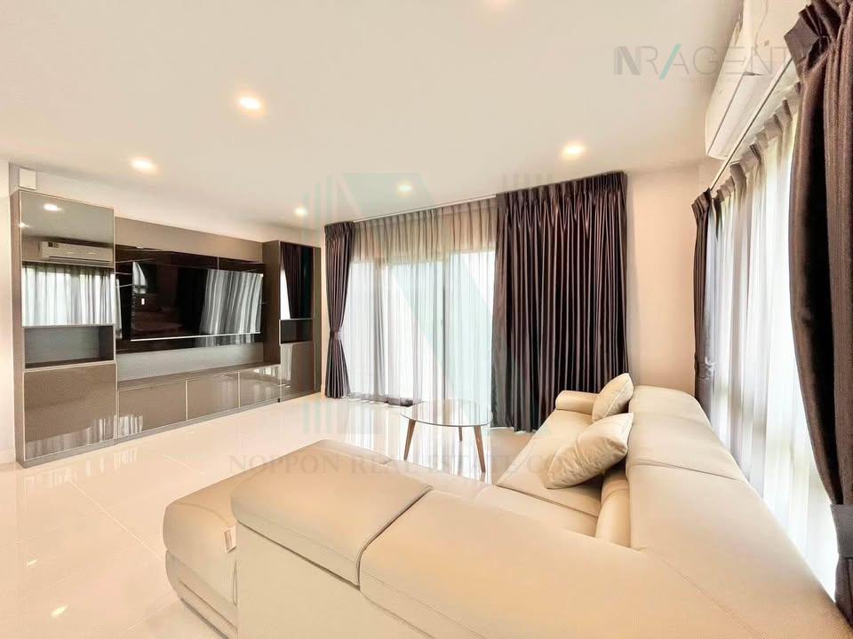 รูป 📌 ขายบ้านเดี่ยว โครงการ เซนโทร วิภาวดี 2 ชั้น 4 ห้องนอน 5 ห้องน้ำ - รูปที่ 2/8