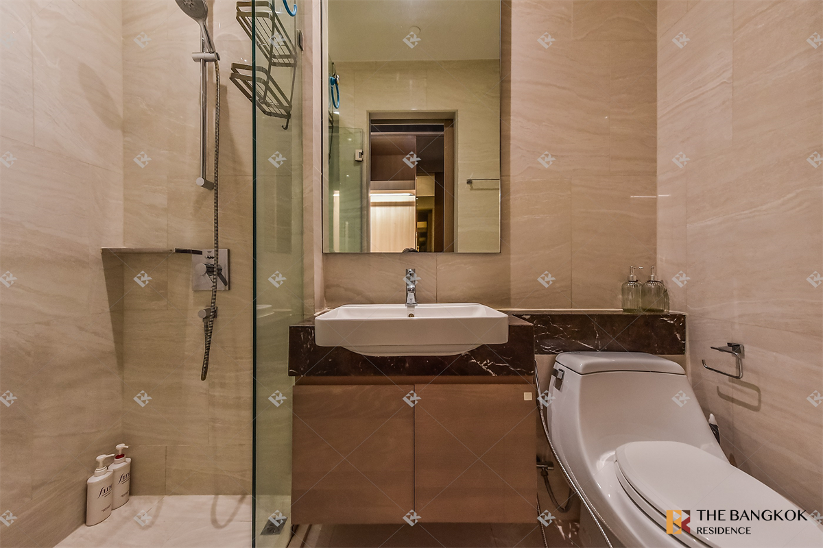 picture Ashton Silom near BTS Chong Nonsi Room available, great price - 2/10