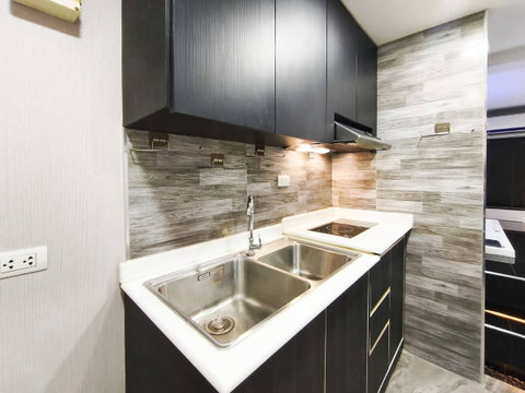 ⭐✨ RH-115 The Kris 3 Ratchada 17 Condo for Sale (Only 500 meters from MRT Sutthisan) ✨⭐