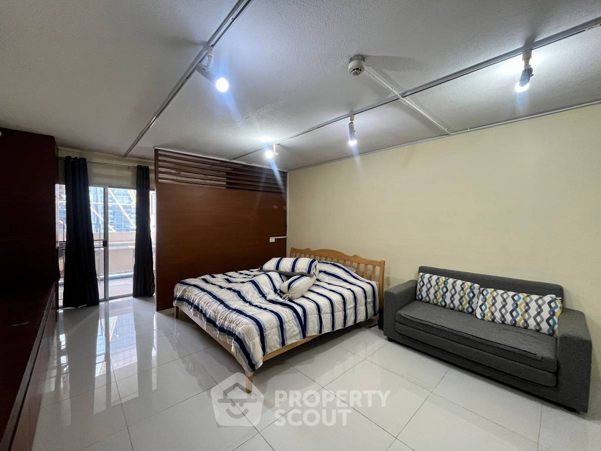 picture 100m To BTS Ratchathewi, 1-BR At Ratchathewi Tower Condominium (ID 1895045) - 2/5