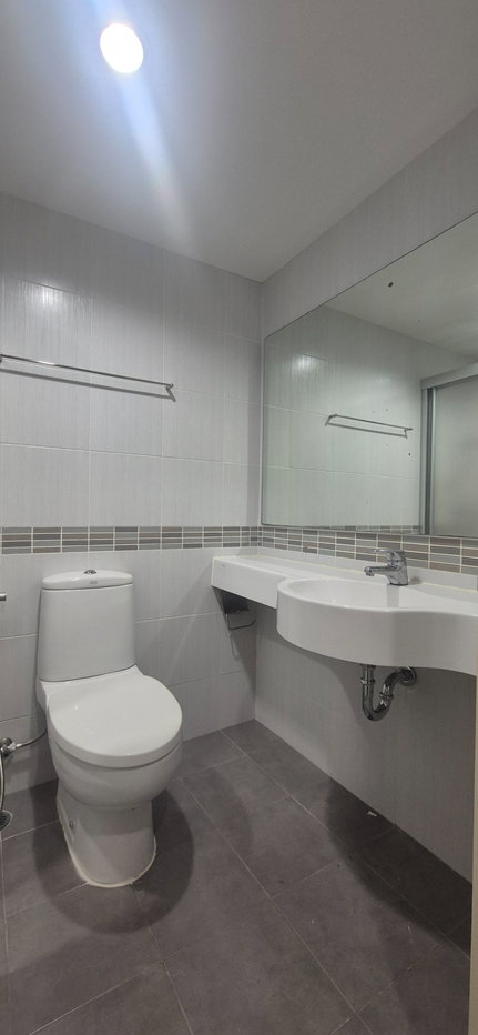 picture Fully furnished room for rent , near ARL and MRT Huamak station - 14/14