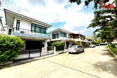 บ้านแฝด สถาบันการจัดการปัญญาภิวัฒน์ : ขายบ้านแฝด 2 ชั้น 42 ตร.ว. หมู่บ้านเปี่ยมสุข แจ้งวัฒนะ 23 ปากเกร็ด นนทบุรี ใกล้รถไฟฟ้าสายสีชมพู