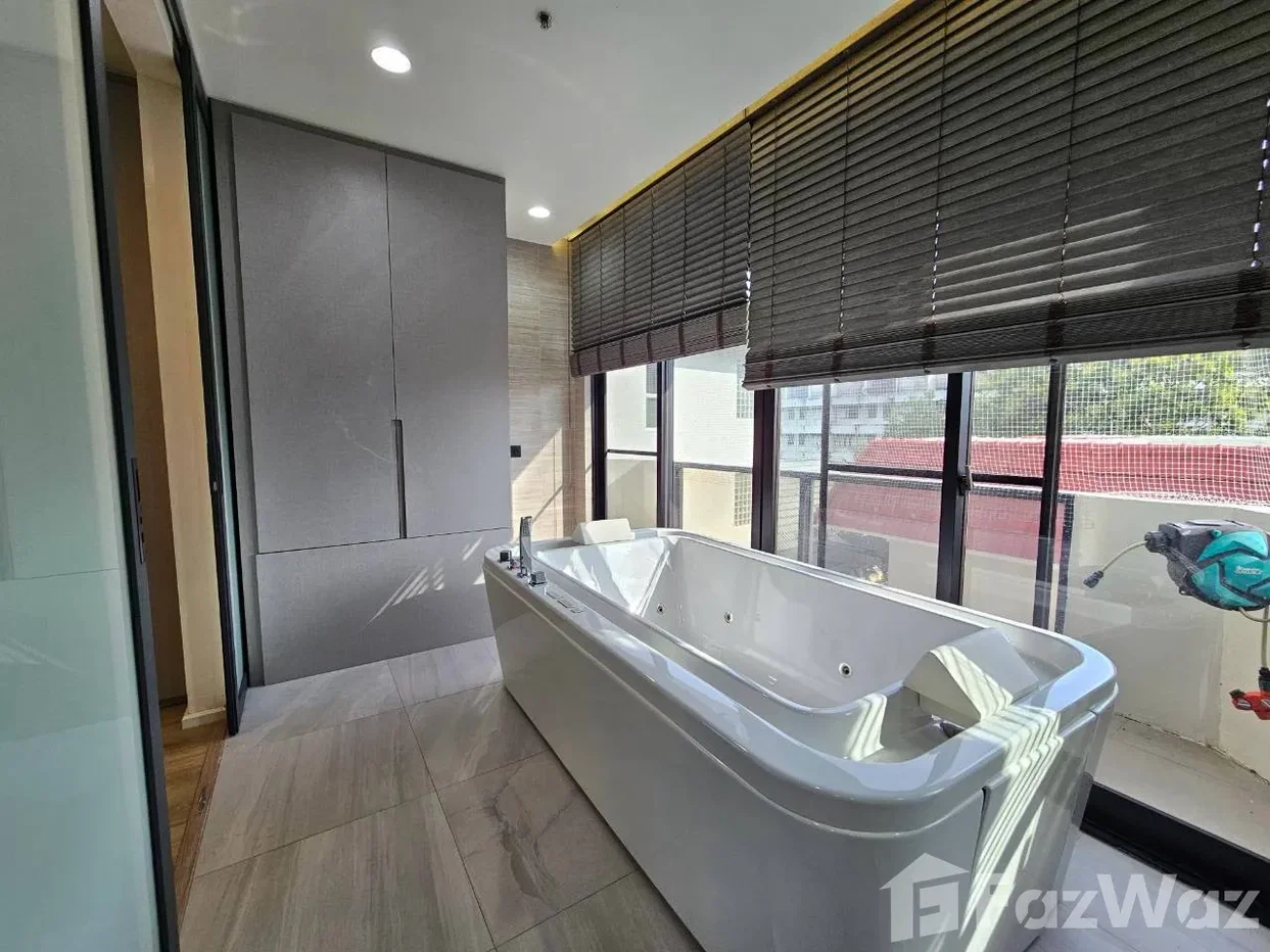 รูป คอนโดให้เช่า 4 ห้องนอน ในโครงการ บ้านสาธรคอนโดมิเนียม 6647512 - รูปที่ 4/33