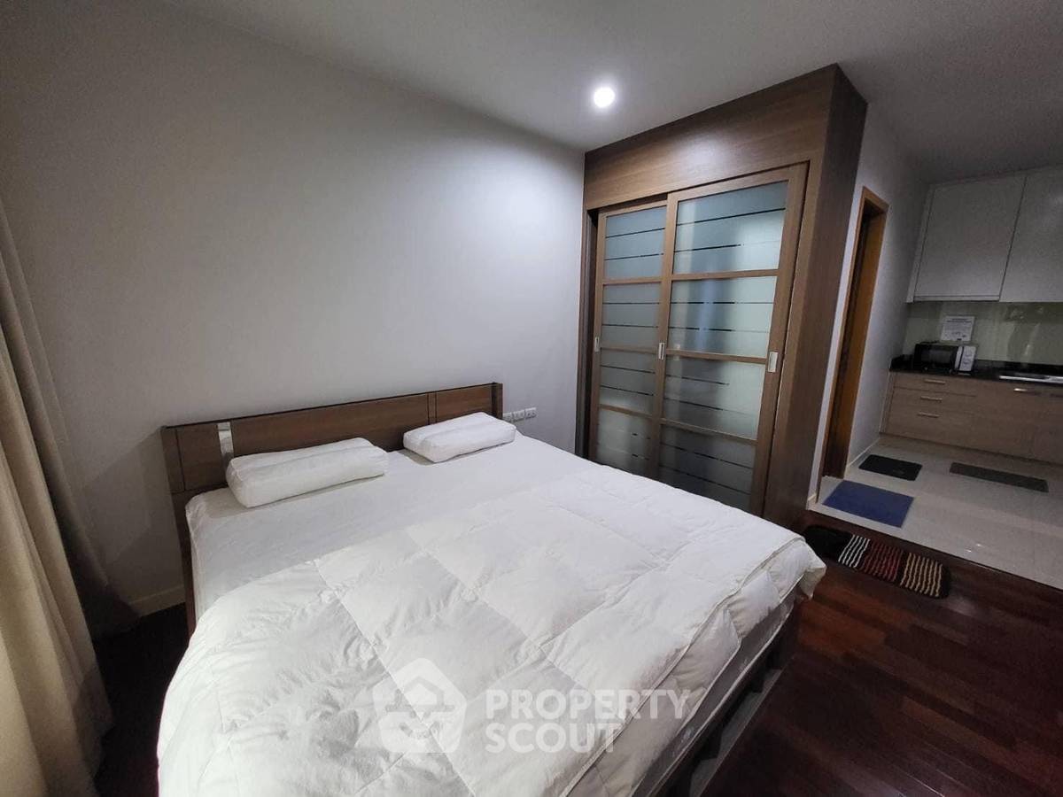picture Pet-Friendly 26th-Floor 1-BR Circle Condominium Near MRT Phetchaburi (ID 1709378) - 11/14