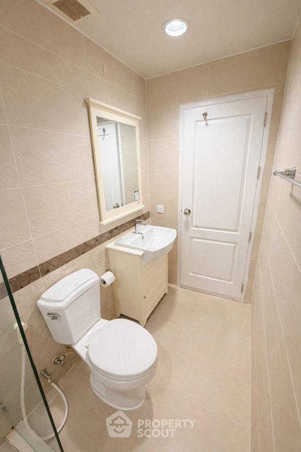 picture 1-BR Condo At The Crest Phahonyothin 11 Near BTS Ari (ID 3156003) - 12/16
