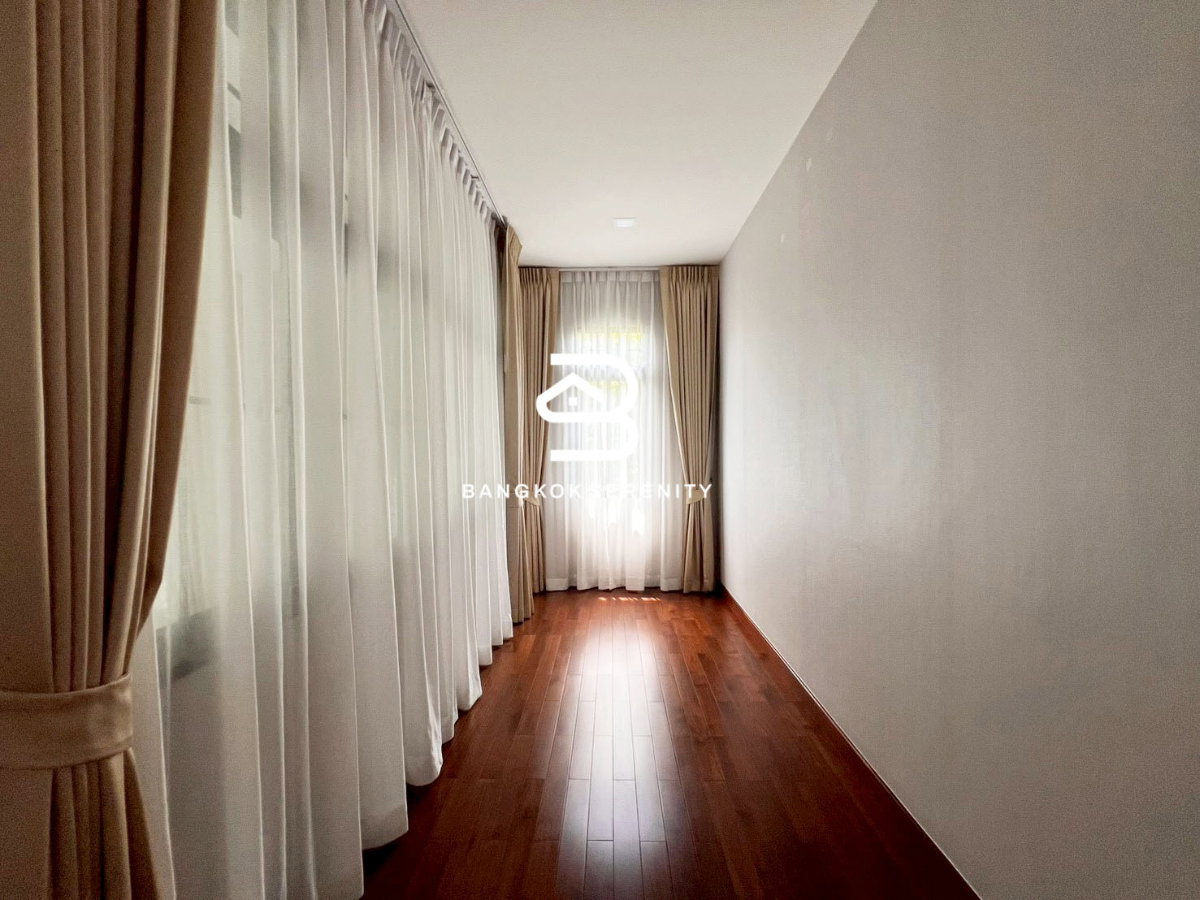 picture Luxury House for Rent at Palazzo Srinakarin - 13/24